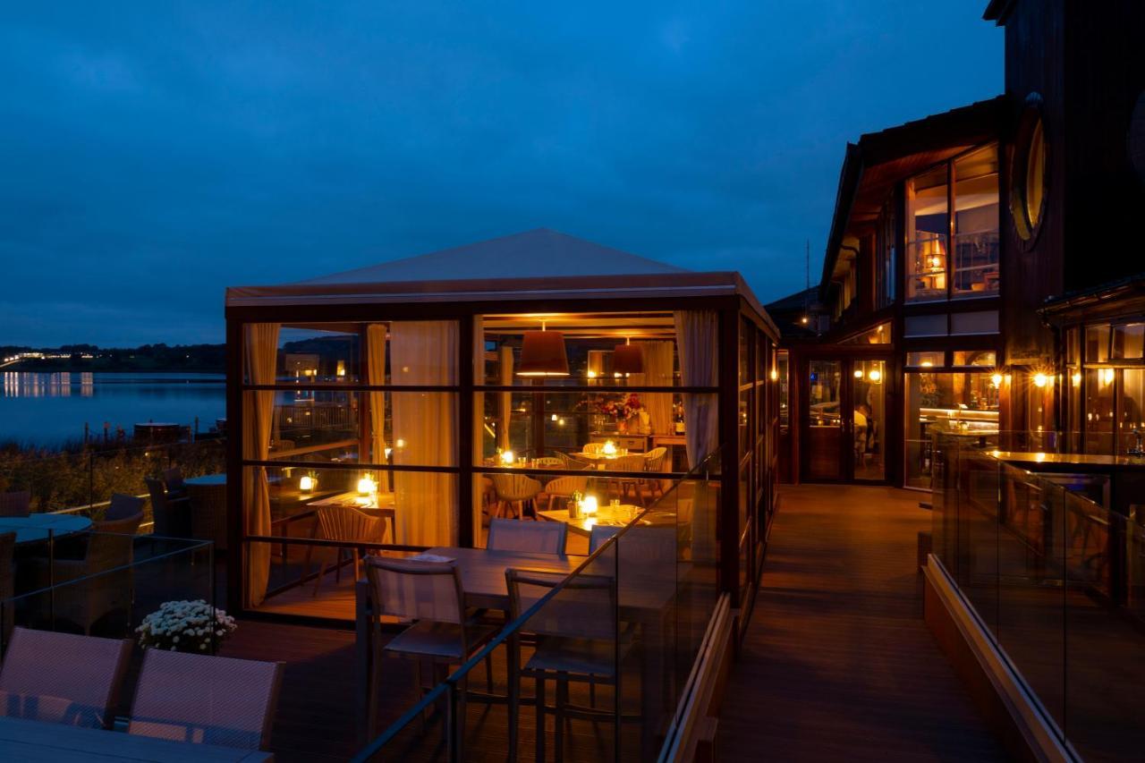 Wineport Lodge Glasson Bagian luar foto