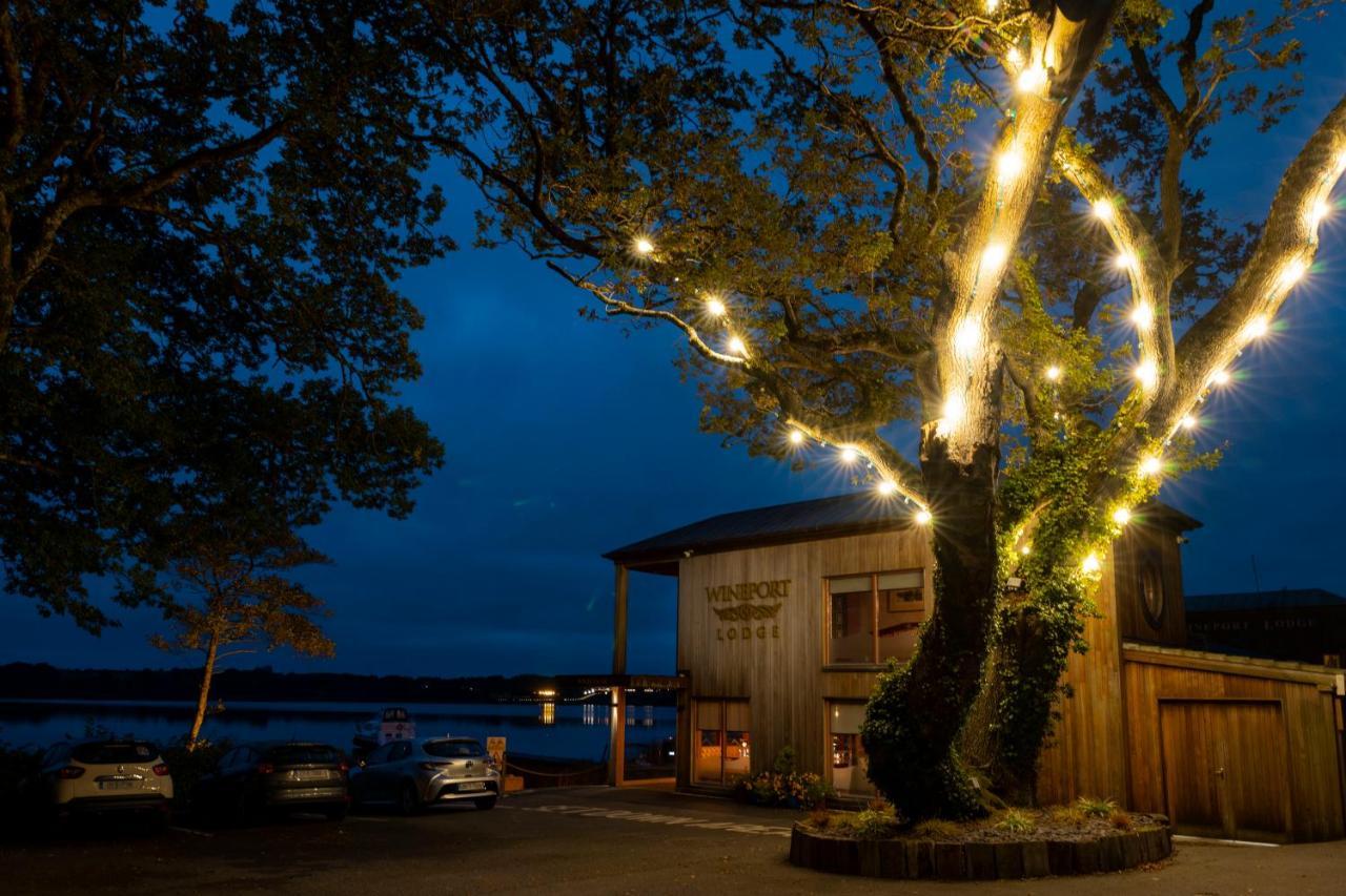 Wineport Lodge Glasson Bagian luar foto