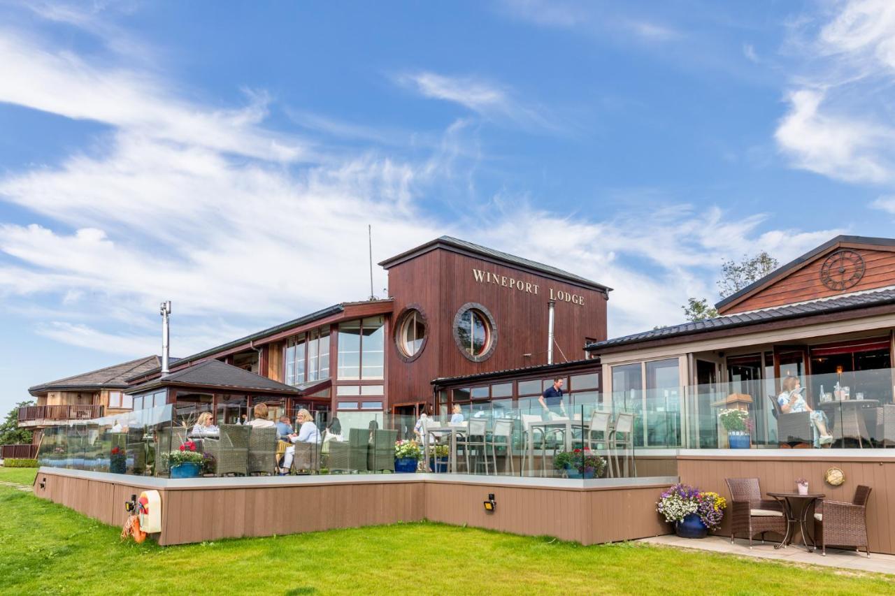 Wineport Lodge Glasson Bagian luar foto