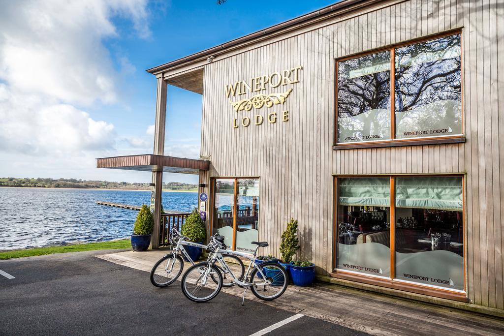 Wineport Lodge Glasson Bagian luar foto