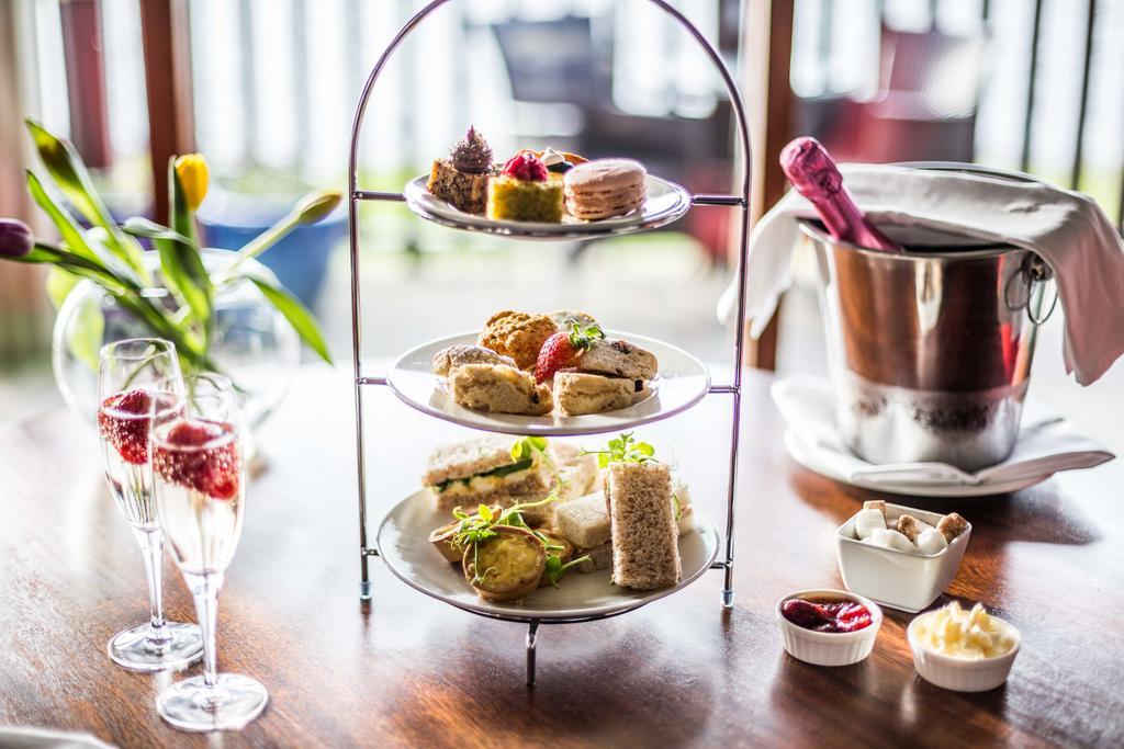 Wineport Lodge Glasson Bagian luar foto